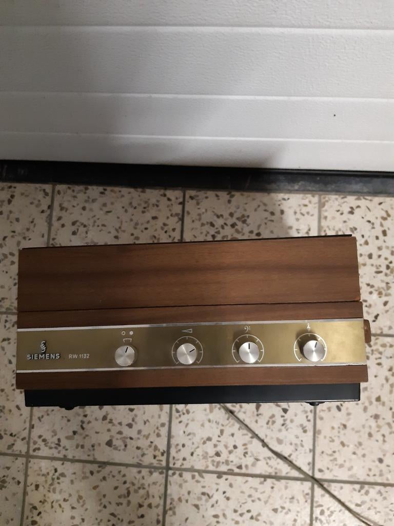 Le tourne-disque ne fonctionne pas pour les pièces de rechan, Enlèvement, Tourne-disque