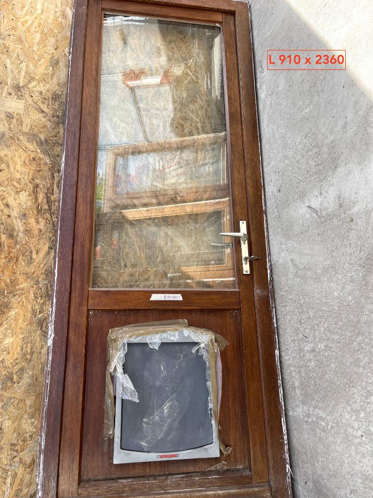 CHASSIS en meranti, Doe-het-zelf en Bouw, Ophalen, Gebruikt, Gevelraam of Ruit, Dubbelglas