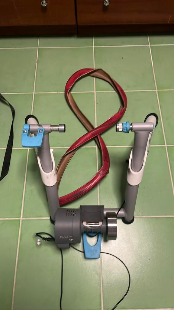 Tacx flow smart + pneu home trainer, Ophalen, Zo goed als nieuw