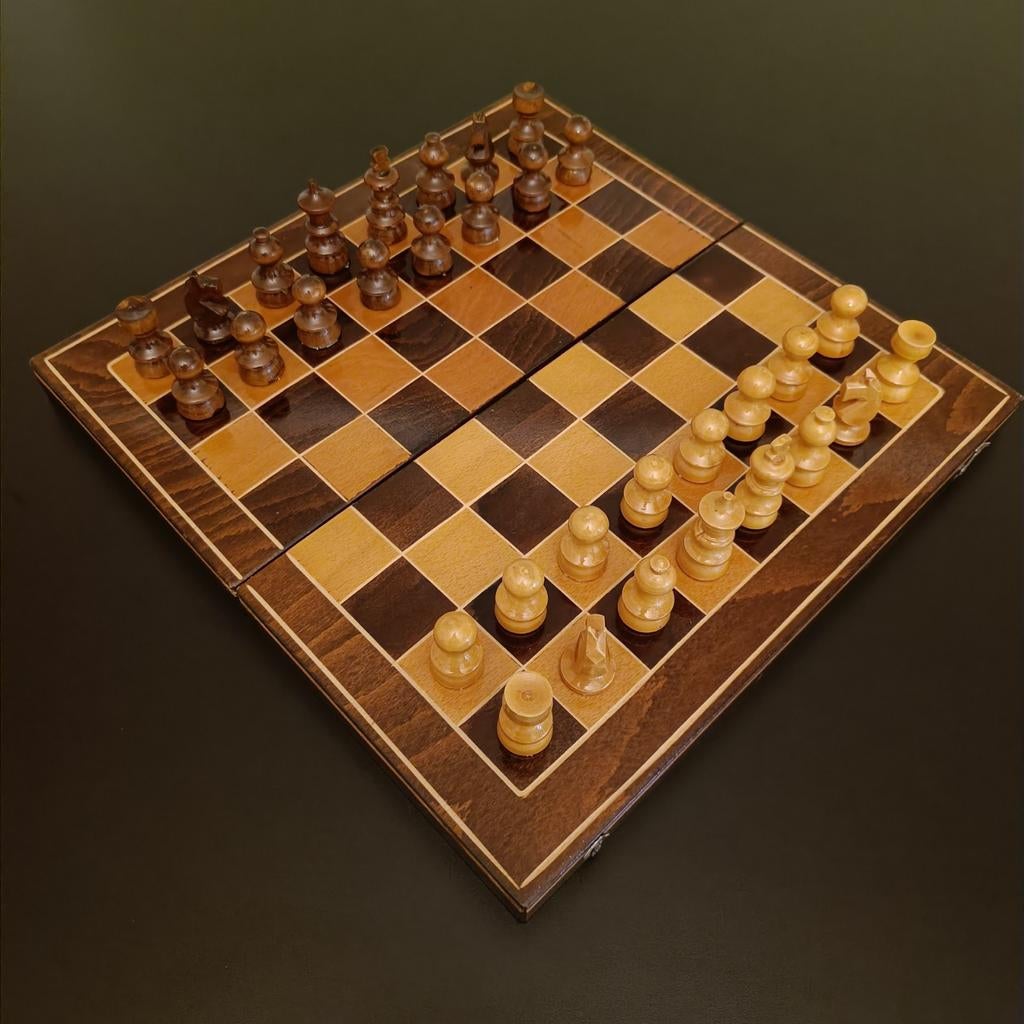 Jeu d'échecs classique en bois., 1 ou 2 joueurs, Enlèvement ou Envoi, Utilisé