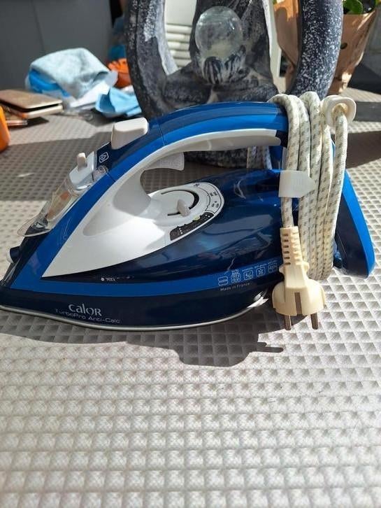 Fer à repasser anticalcaire Calor Turbopro, Enlèvement, Comme neuf
