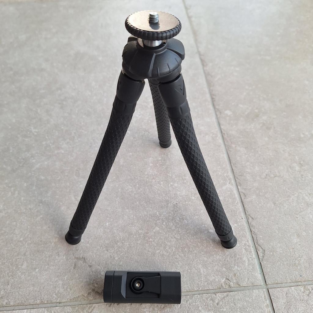 Nouveau trépied multifonctionnel pour appareil photo ou télé, TV, Hi-fi & Vidéo, Photo | Trépieds & Rotules, Enlèvement ou Envoi