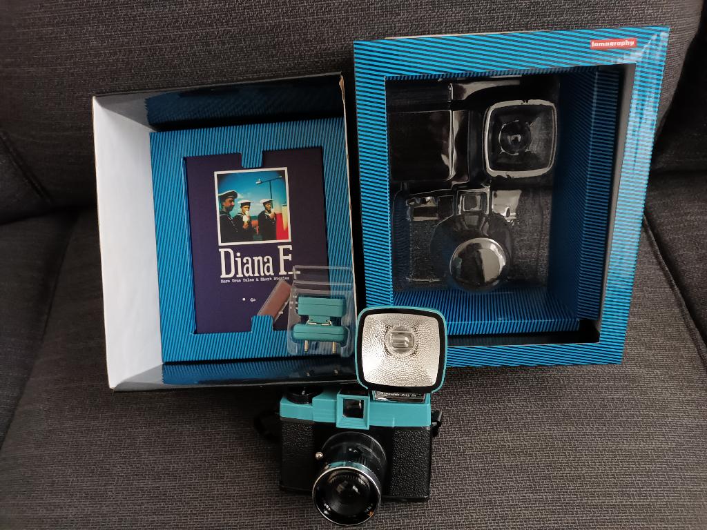 Diana F+, Enlèvement ou Envoi, Neuf, Compact, Autres Marques