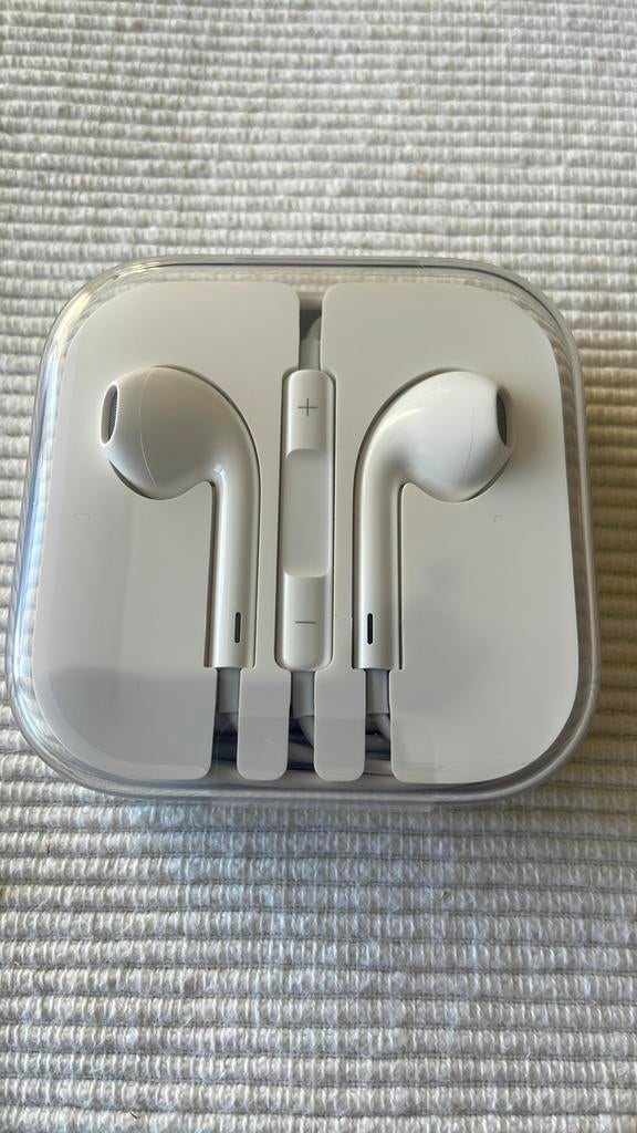 Apple oortjes, Ophalen, Nieuw