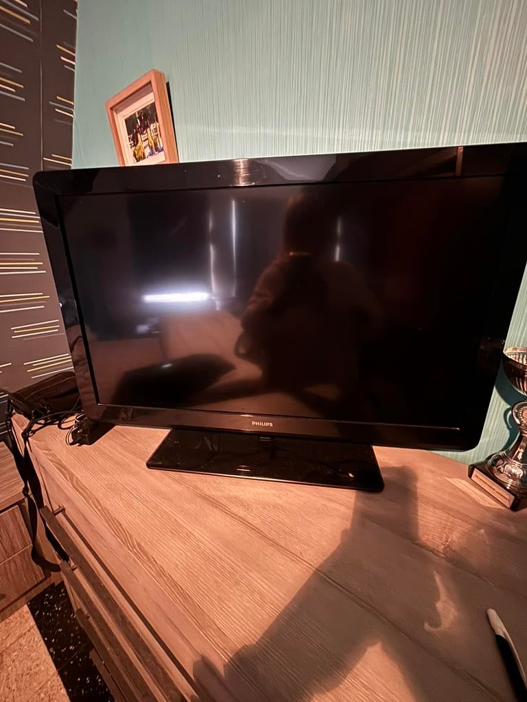 Smart tv merk Philips en dlart tv medion, Audio, Tv en Foto, Televisies, Zo goed als nieuw, Philips, Smart TV, Ophalen