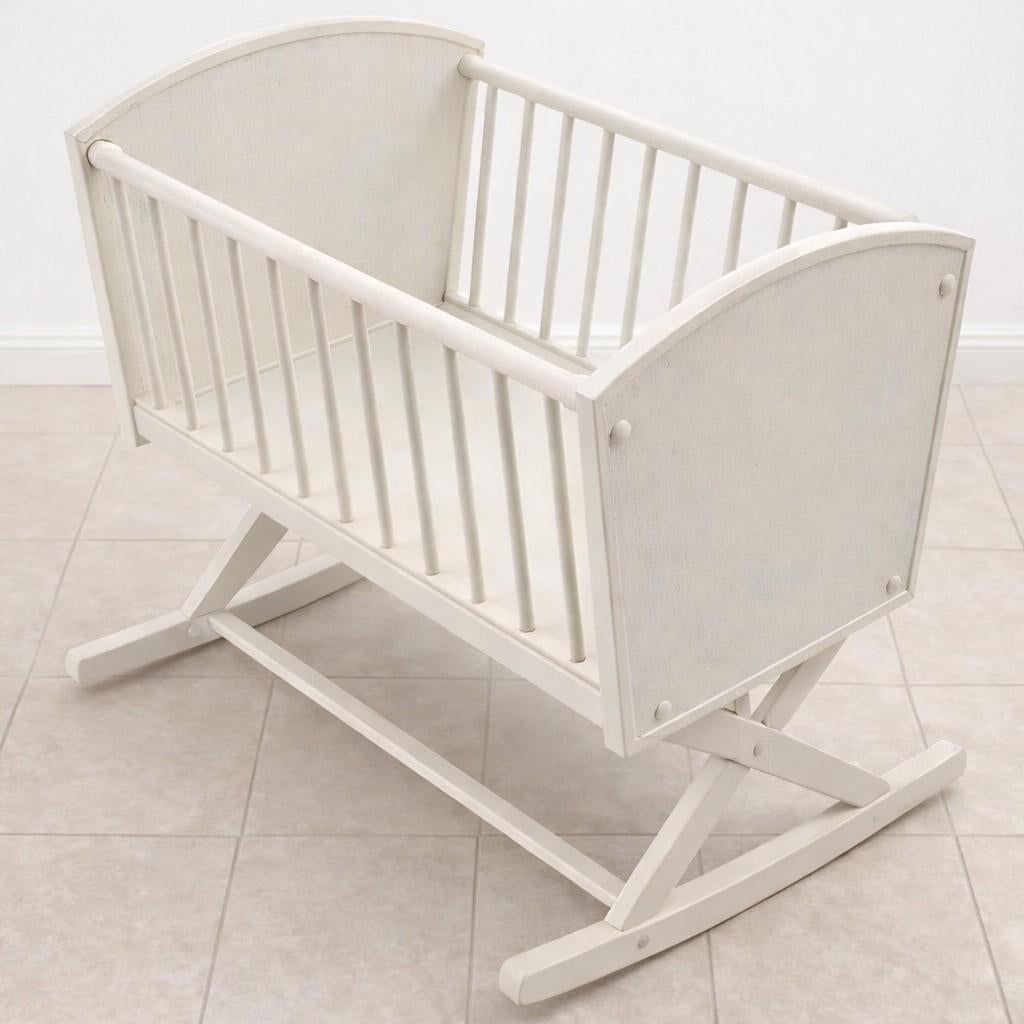 Berceau bébé fait main – avec bascule – style ancien, Kinderen en Baby's, Babywiegjes en Ledikanten, Wieg, Ophalen