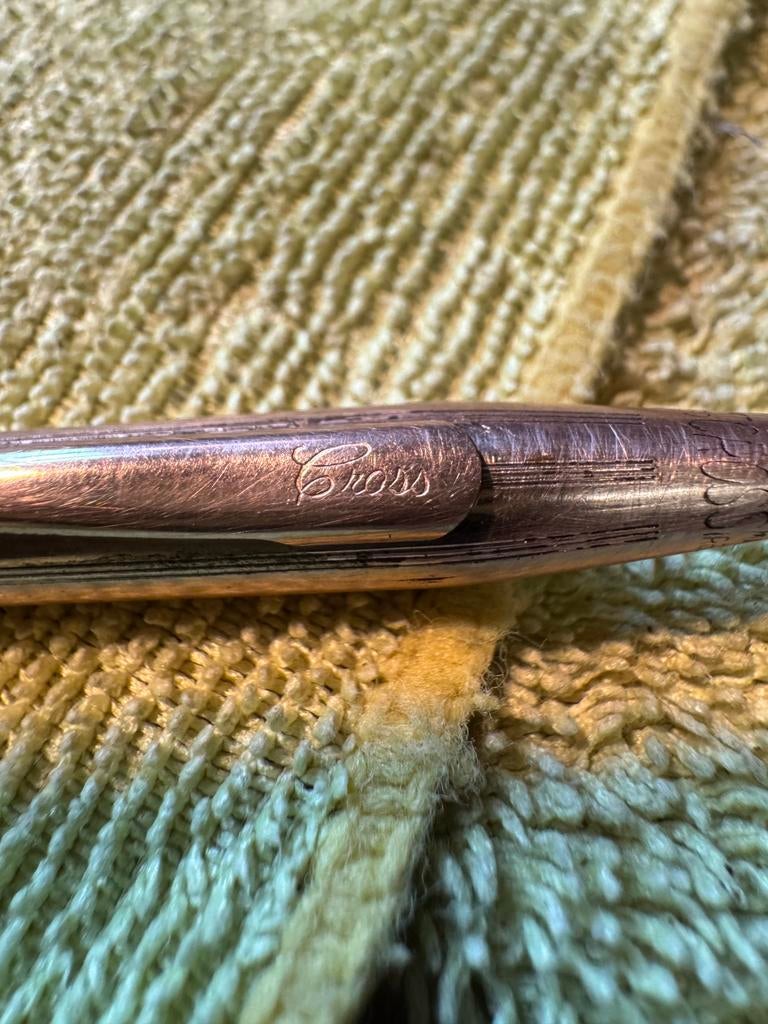 Je vais vendre un stylo plaqué or croisé, Collections, Enlèvement, Comme neuf, Stylo à bille, Cross