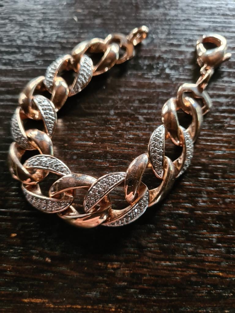 brassard, Enlèvement ou Envoi