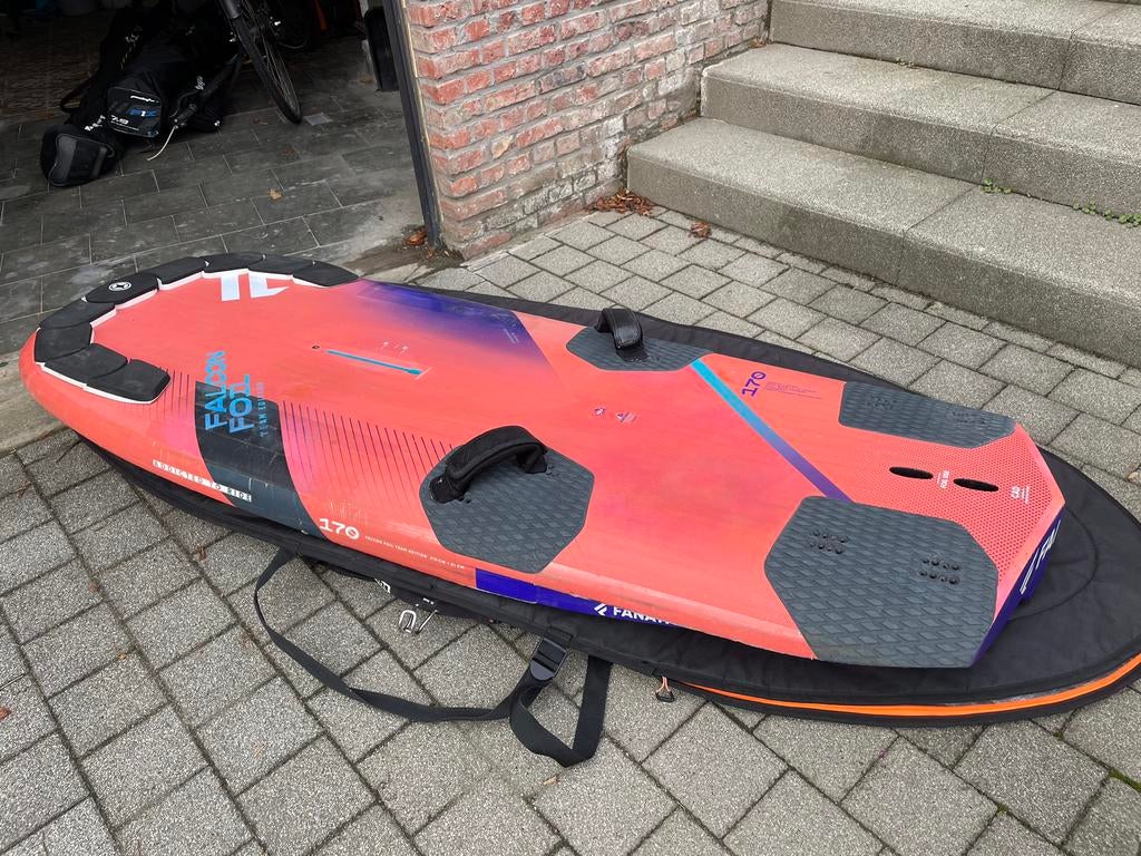 Windfoilplank top race end falcon 170, Watersport en Boten, Windsurfen, Ophalen, Gebruikt, Minder dan 250 cm, Plank