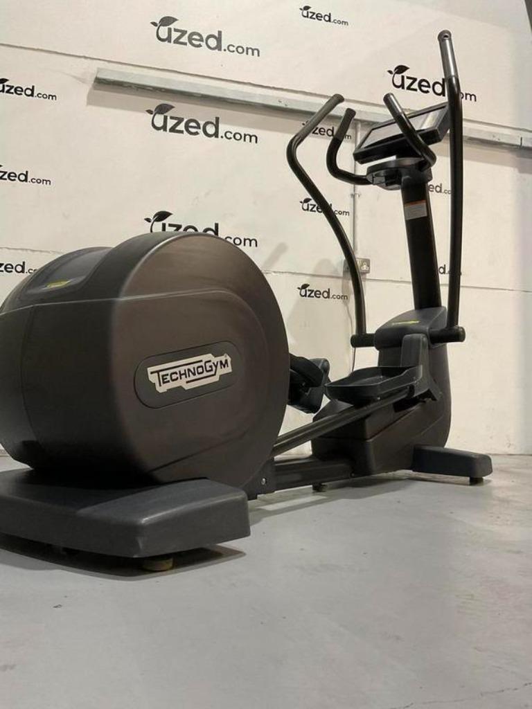 Vélo elliptique - Technogym Synchro 1000 Unity - Noir, Sports & Fitness, Équipement de fitness, Comme neuf, Autres types, Bras