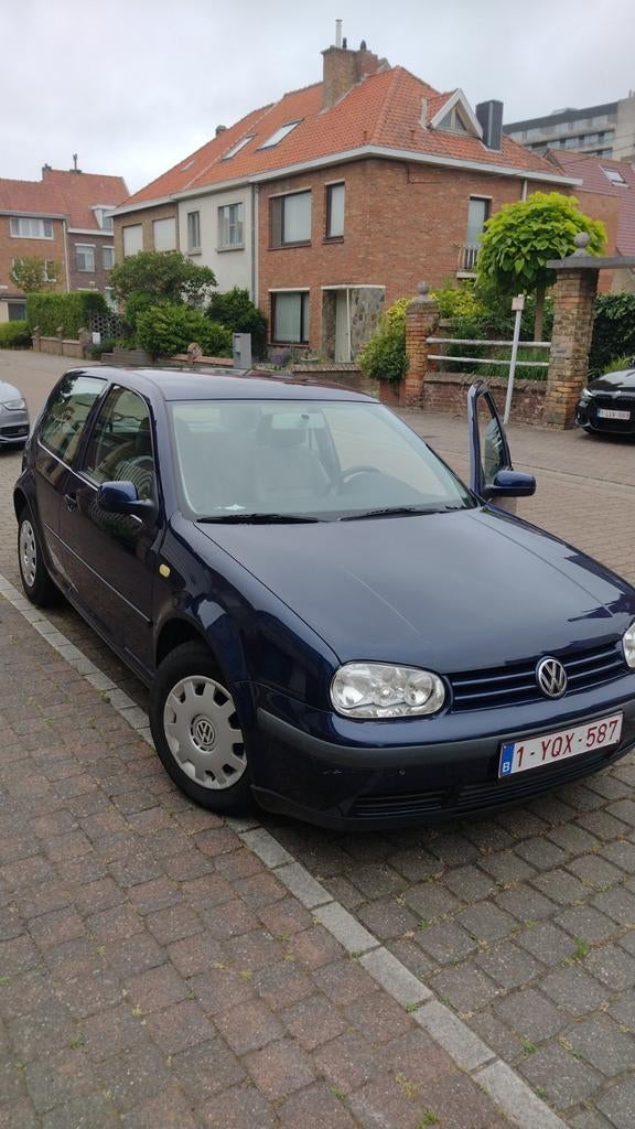 Volkswagen Golf 1999, Autos, Volkswagen, Particulier, Golf, Essence, Euro 5, Coupé, 3 portes, Boîte manuelle, Bleu, Gris, Tissu