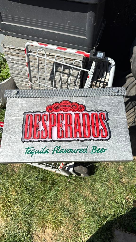 Enseigne lumineuse, Collections, Marques & Objets publicitaires, Enlèvement, Neuf, Panneau publicitaire