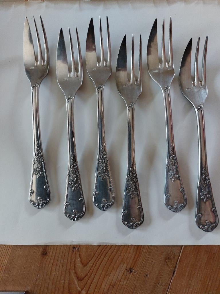 petites fourchettes poison argent, Enlèvement, Argent