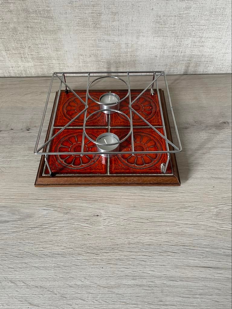 Chauffe-plat vintage 70’s en céramique rouge & grille métal, Maison & Meubles, Cuisine | Vaisselle, Neuf, Enlèvement, Autres types