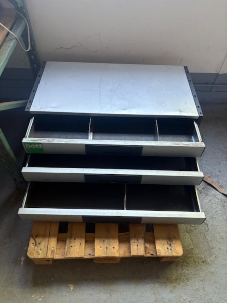 Caisson à tiroirs BOTT (2234) L102 B52 H35 €150 Appelez pour, Enlèvement, Utilisé