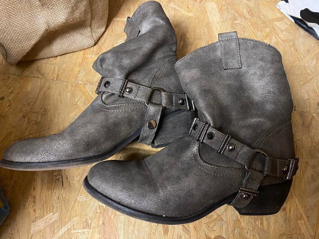 Bottes „cow boy“, Gris, Enlèvement ou Envoi, Boots et Botinnes, Porté