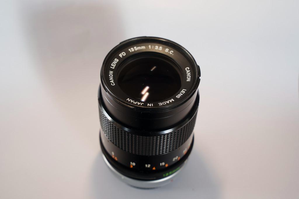 Canon FD 135mm f/3.5, Ophalen of Verzenden, Zo goed als nieuw, Spiegelreflex, Canon