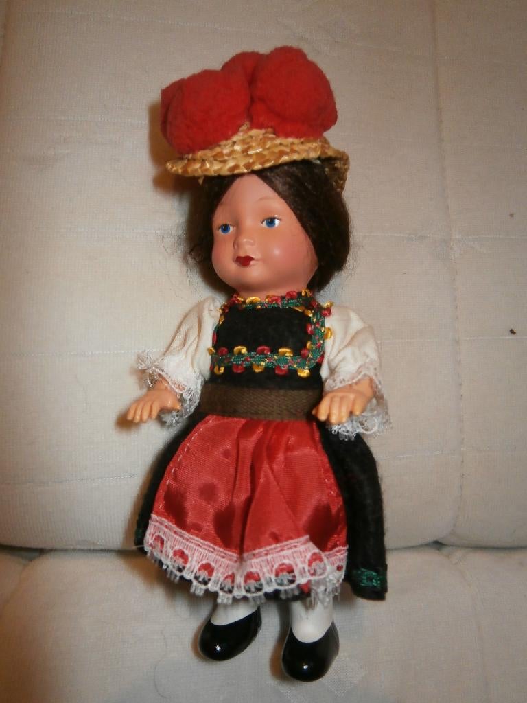 Zwarte woud popje, Verzamelen, Verzenden, Nieuw