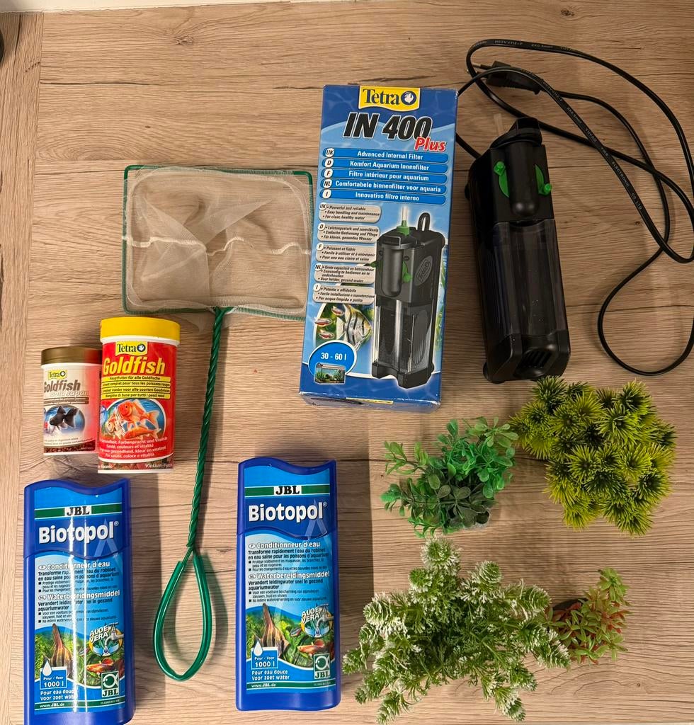 Aquariumfilter + toebehoren, Dieren en Toebehoren, Vissen | Aquaria en Toebehoren, Ophalen, Zo goed als nieuw