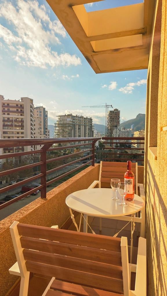 TE HUUR: 2-4 pers. appartement Calpe, 1 slpk., groot terras, Wasmachine, Aan zee, Costa Blanca, Appartement