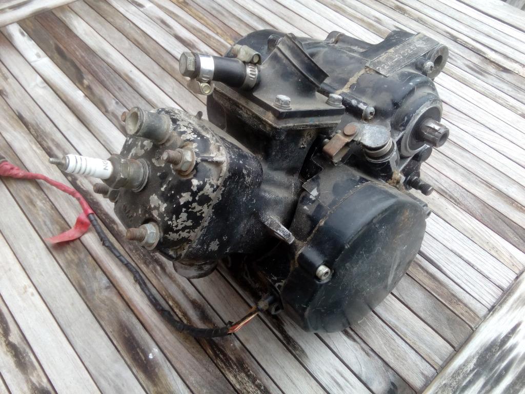 CHERCHE moteur YZ 80 1983 / type 22W, Motos, Enlèvement ou Envoi