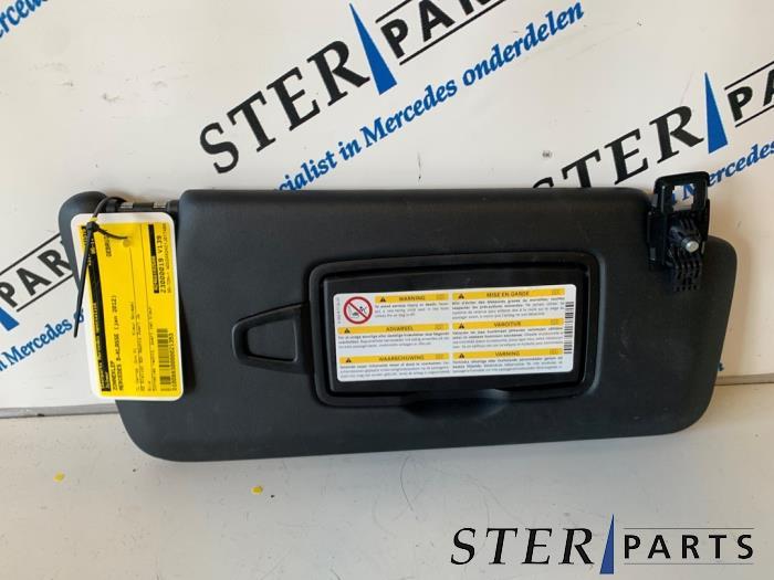 Zonneklep van een Mercedes B-Klasse, Auto-onderdelen, Interieur en Bekleding, Gebruikt, -, Ophalen of Verzenden, -
