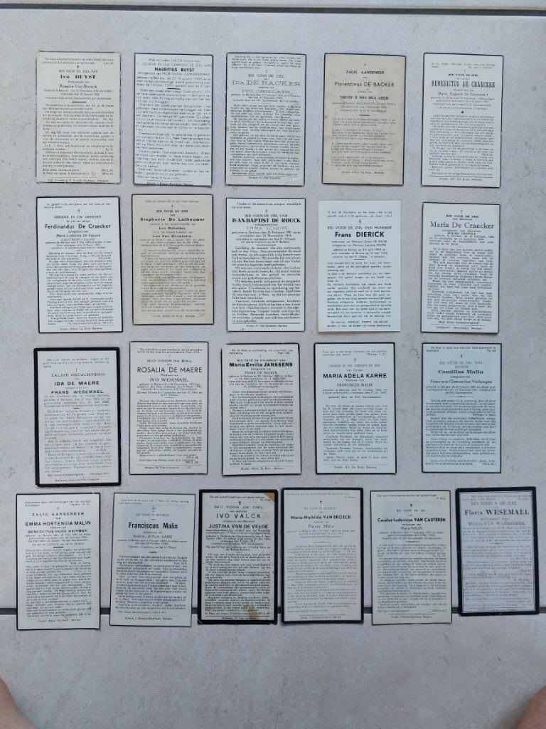 lot van 21 oude rouwprentjes van Berlare, Envoi