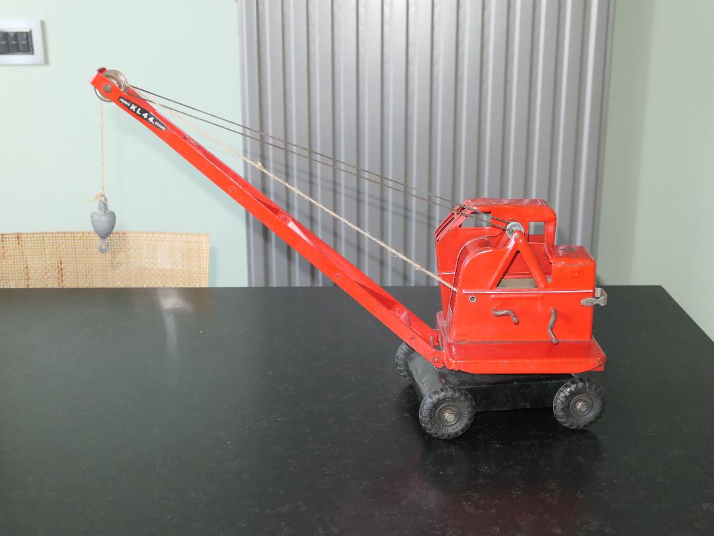 Grue jouet ancien en tôle, Enlèvement ou Envoi