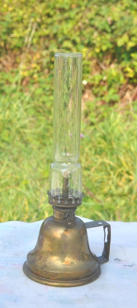 lampe a petrole a main, Antiquités & Art, Enlèvement ou Envoi