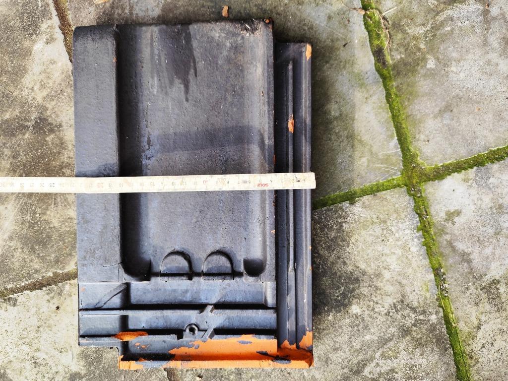 TTR pannen in zeer goede staat, Pierre ou Argile, Comme neuf, Enlèvement, Noir