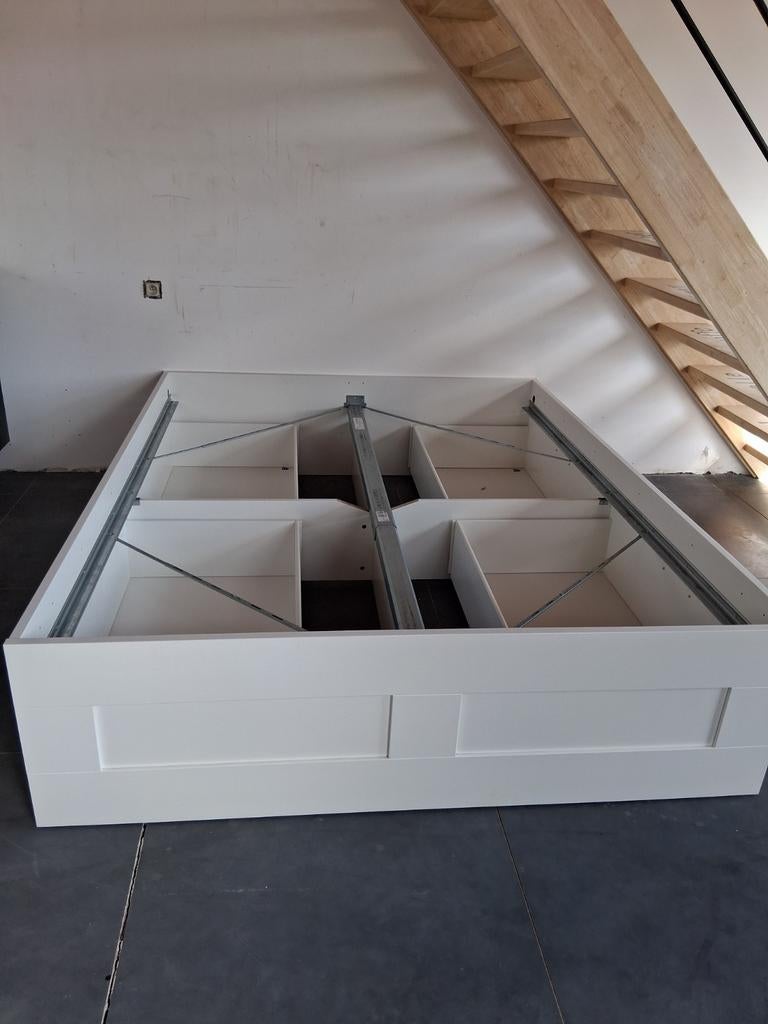 Bed 160cm met schuiven IKEA, Huis en Inrichting, Ophalen