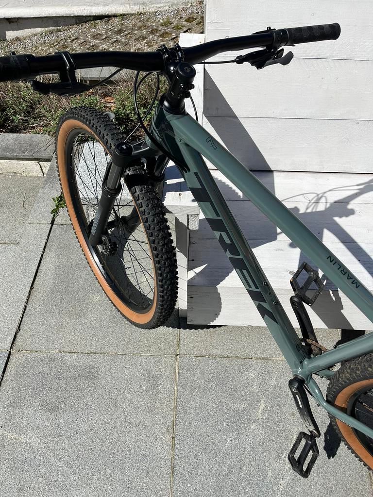 Mountainbike Trek Marlin 7 Gen 3, Fietsen en Brommers, Ophalen, Zo goed als nieuw, Trek