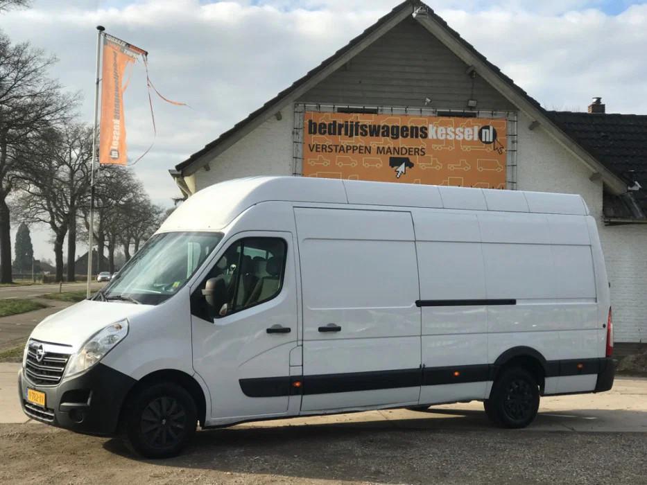 Opel Movano 2.3 CDTI BiTurbo Euro 6 L4H3 AC Trekhaak, Auto's, Bestelwagens en Lichte vracht, Gebruikt, 4 cilinders, 2500 kg, 5 deurs