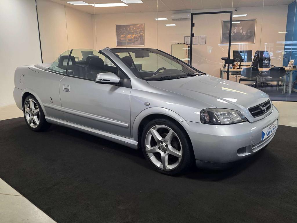 Opel Astra Cabrio 1.6 16V Benzine Linea Rossa (bj 2002), Auto's, Voorwielaandrijving, 4 zetels, Stof, Gebruikt