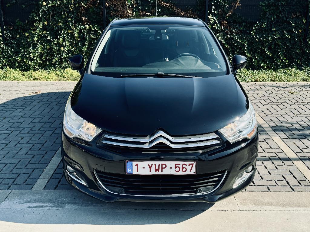 Citroën C4 - 1.6VTI 16V 120PK, Zwart, Parkeersensor, Leder en Stof, Zwart