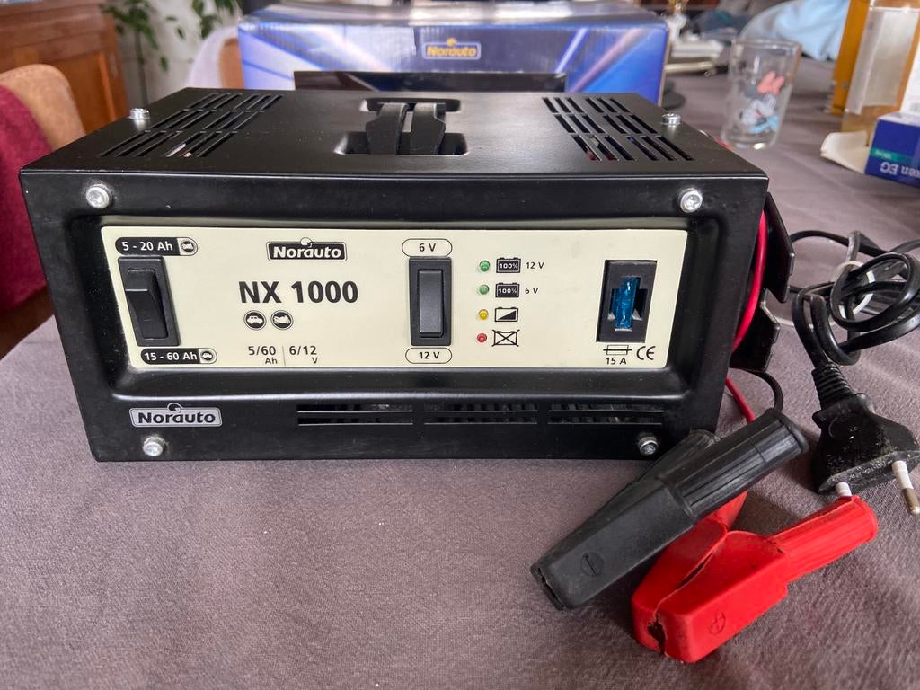 Chargeur batterie - NX1000 - utilisé 2x, Autos : Pièces & Accessoires, Batteries & Accessoires, Utilisé, Enlèvement ou Envoi