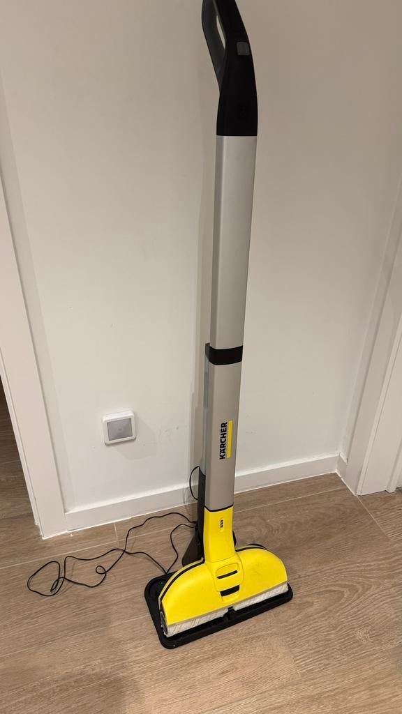Nettoyeur de sol KärcherEWM 2 Serpillère électrique sans fil, Enlèvement