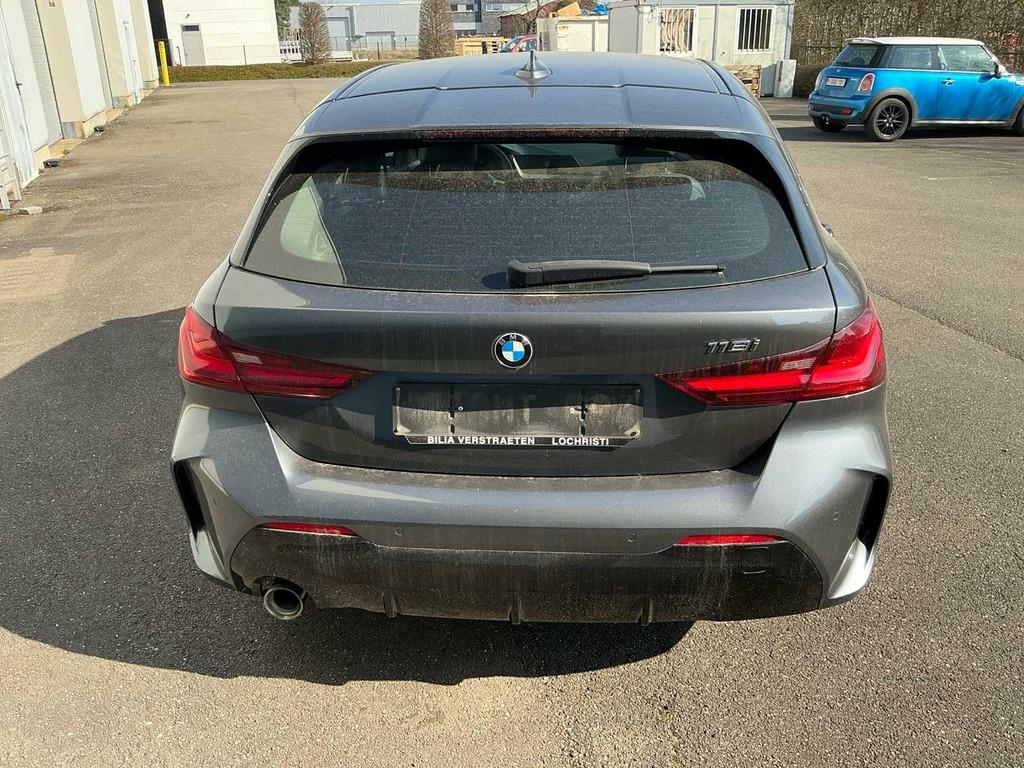 BMW - 118i (F40) - M-pack - Personenauto, Auto's, BMW, 1 Reeks, Gebruikt, Euro 6, Bedrijf