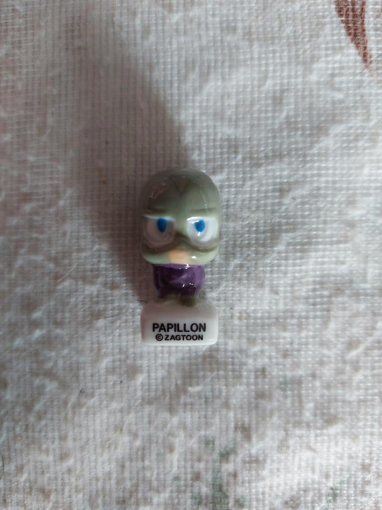 Fève papillon, Collections, Enlèvement ou Envoi