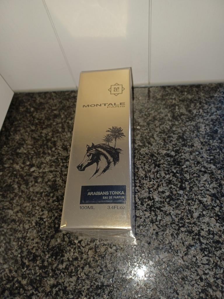 Nieuwe verpakte luxe parfum, Ophalen