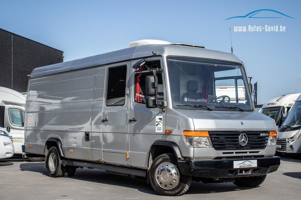 Mercedes-Benz 616D Vario TOURBUS 9 couchages et 9 sièges, Caravanes & Camping, Camping-cars, Entreprise, Plus de 6, Modèle Bus ou Fourgon aménagé
