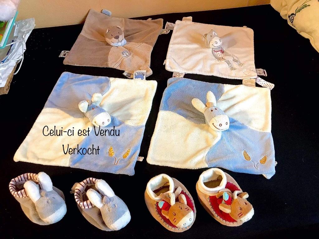 Doudou Noukies et chausson Noukies️️️️ ♥️✅V. autres annonces, Enfants & Bébés, Enlèvement ou Envoi, Comme neuf, Hochet, Sonore