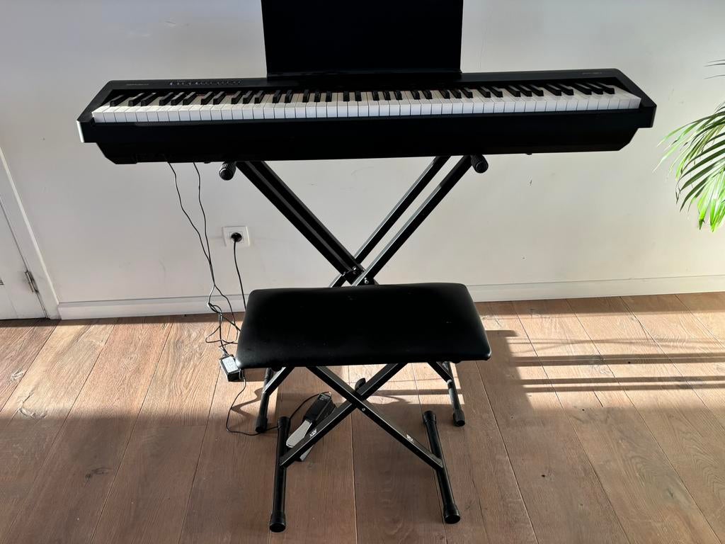 Roland FP-30 digitale piano, Muziek en Instrumenten, Piano's, Ophalen, Zo goed als nieuw, Zwart, Piano