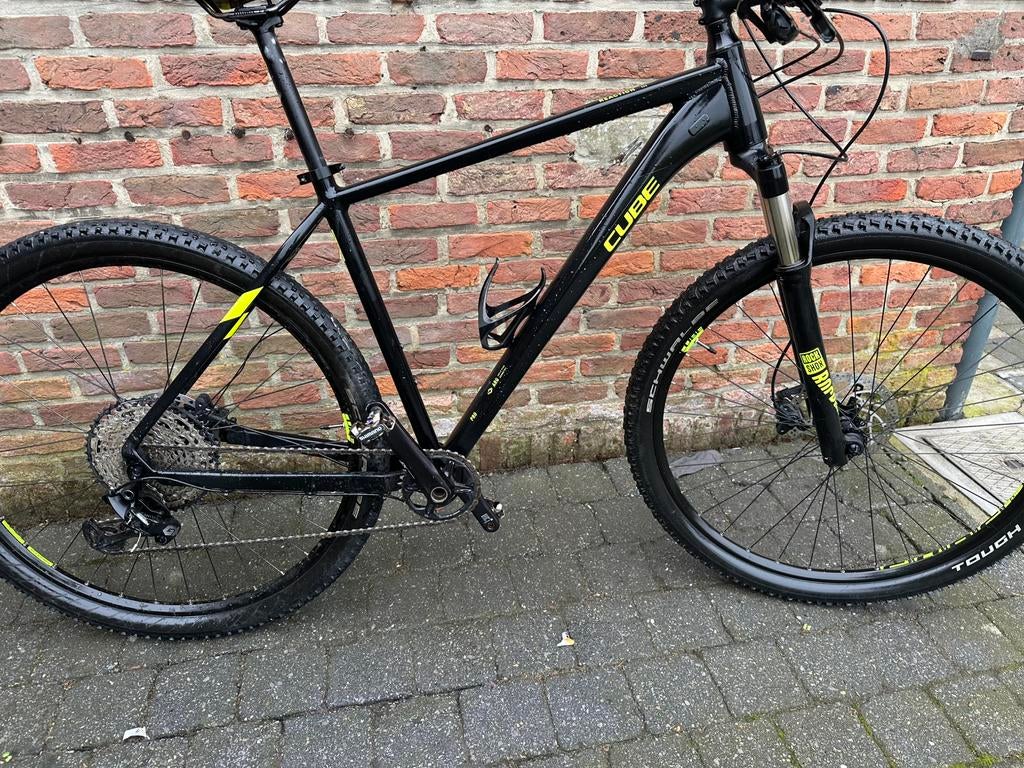 Mtb cube pro, Fietsen en Brommers, Fietsen | Mountainbikes en ATB, Ophalen of Verzenden, Zo goed als nieuw