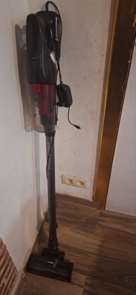 Aspirateur sans fil, Enlèvement, Aspirateur