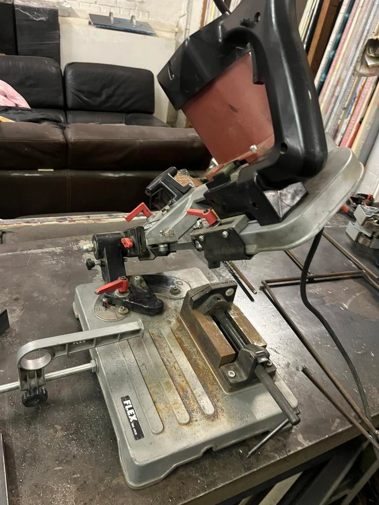 Scie a bande metal, Bricolage & Construction, Enlèvement, Comme neuf