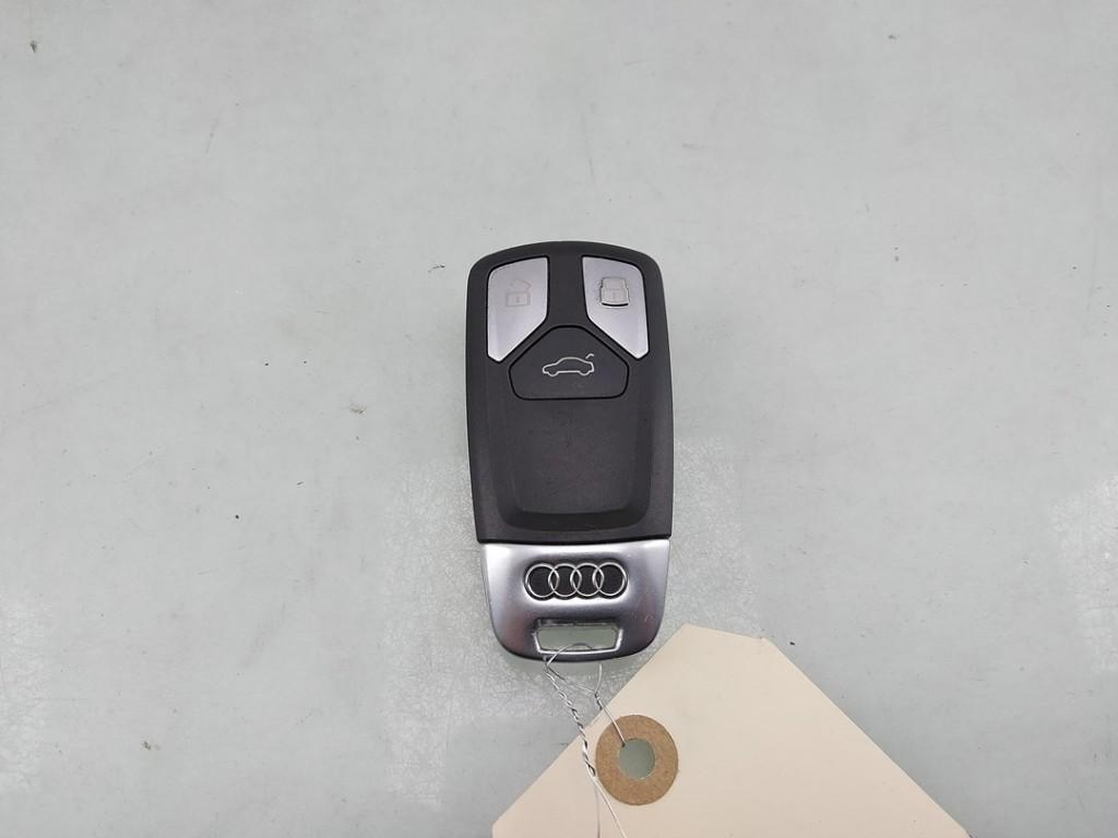 CLE Audi TT (FV3 / FVP) (01-2014/09-2018) (|8S0959754HTKE|), Auto-Union-Straße  1,
85057  Ingolstadt, DE, Info@audi.de, Audi, Utilisé