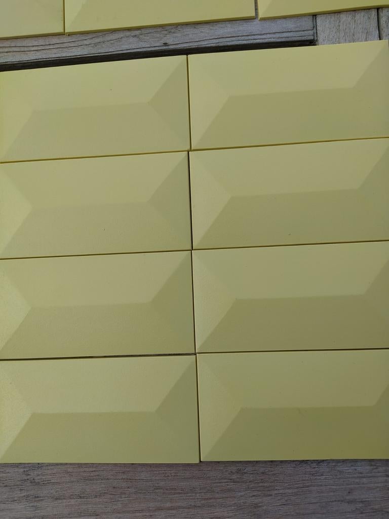 Vintage wandtegels in kunststof decoratief,in reliëf vanille, Doe-het-zelf en Bouw, Ophalen, Wandtegels