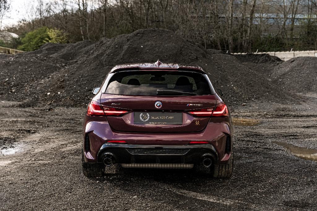 BMW 135 M PERFORMANCE*INDIVIDUAL WILDBERRY*SHADOW LINE*HUD*, Achat, Euro 6, Entreprise, Noir