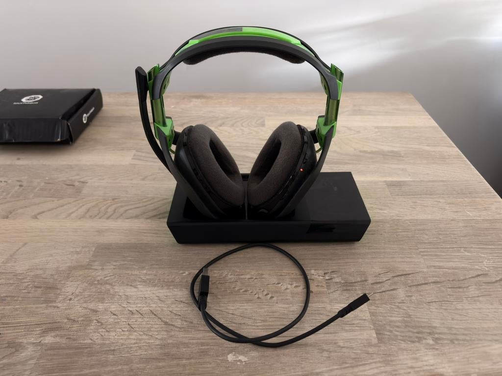astro a50 gaming headset, Overige merken, Draadloos, Ophalen of Verzenden, Zo goed als nieuw